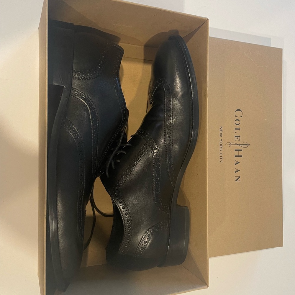 Black Cole Haan Wingtips (size 11)